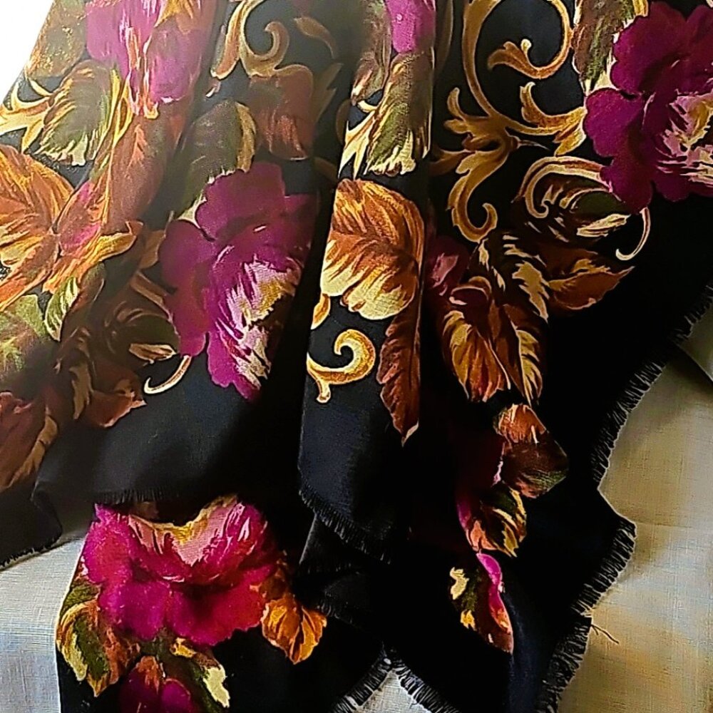 Stunning black & Multicolor floral 34x34 Square Soft Fringe Polyester Scarf Wrap